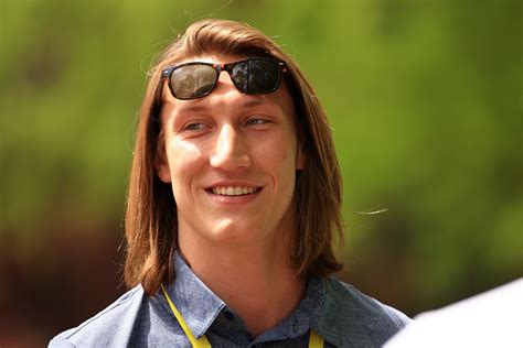 Trevor Lawrence Just Got Married and Is Already Caught up in。